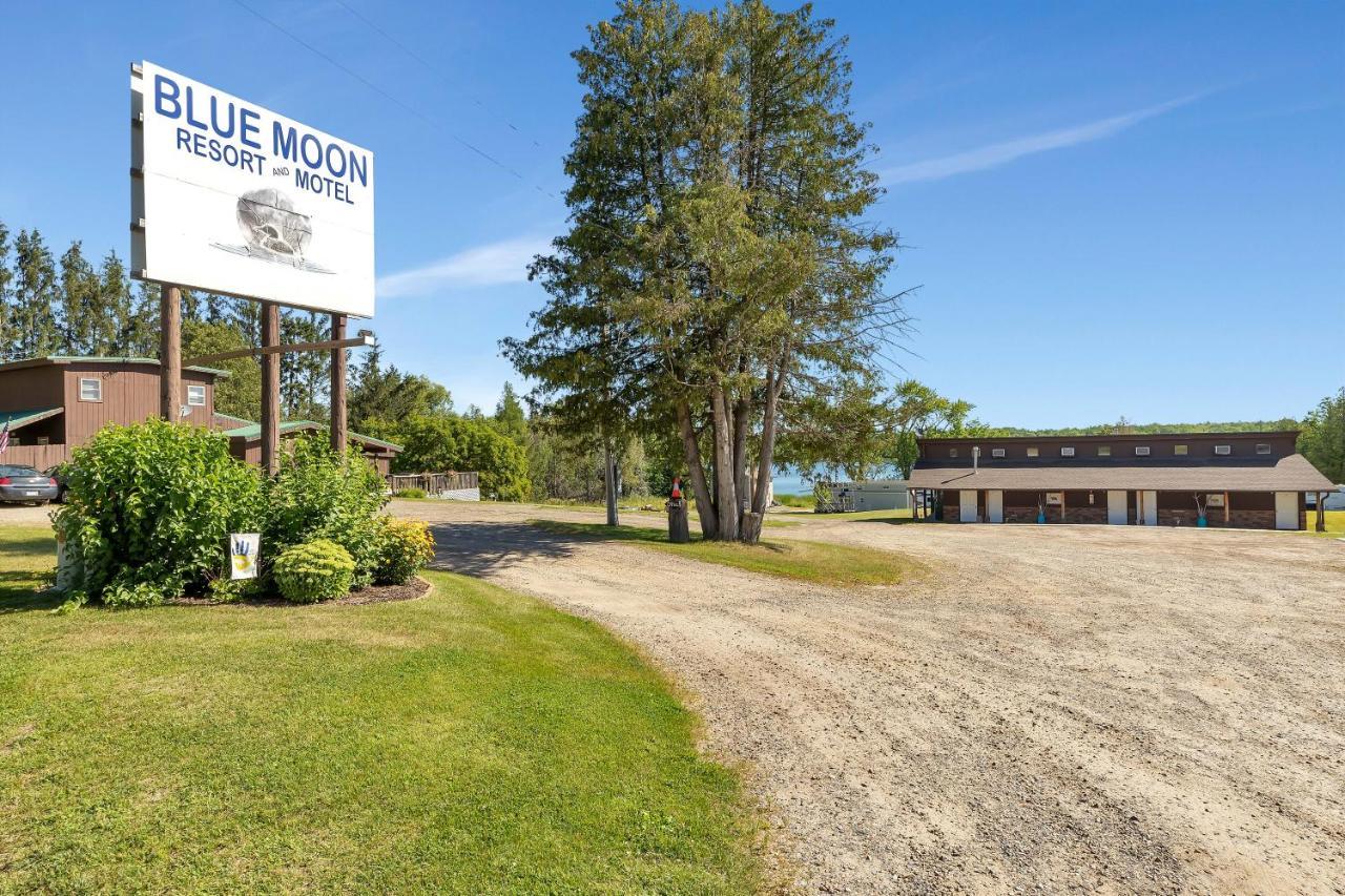 Blue Moon Resort & Motel Hill City Εξωτερικό φωτογραφία