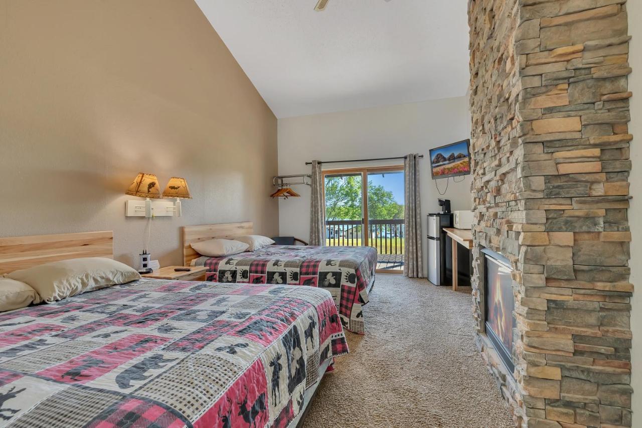 Blue Moon Resort & Motel Hill City Εξωτερικό φωτογραφία